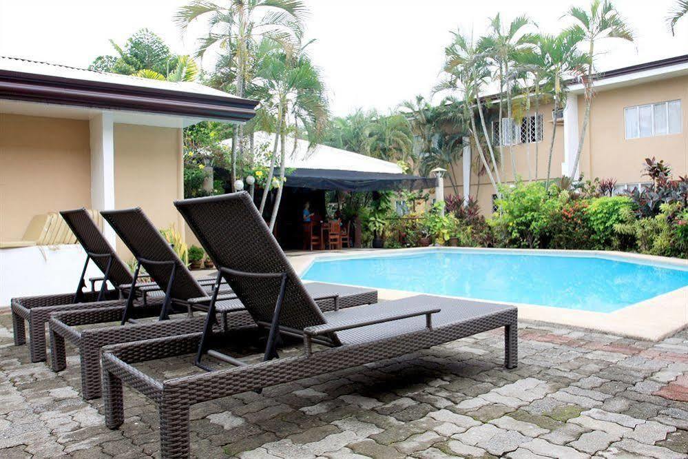 Red Knight Gardens Davao Exterior foto